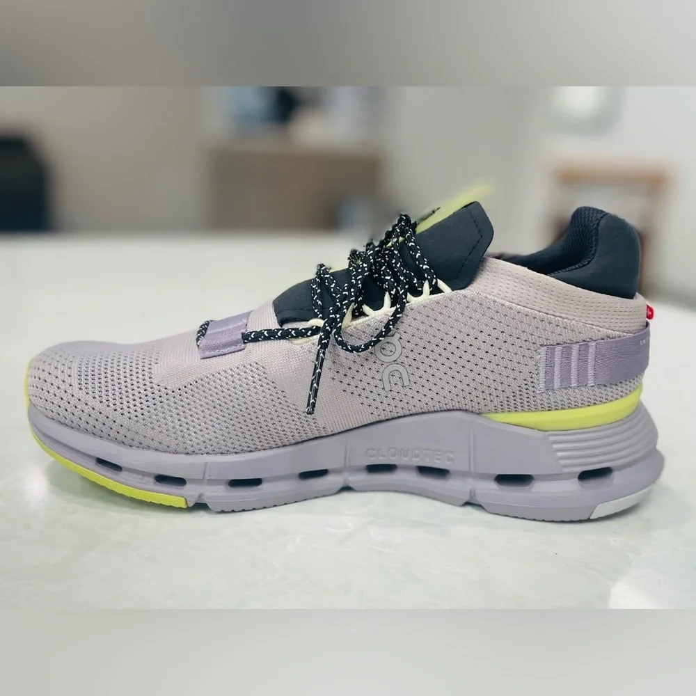 On Running Cloudnova Pearl/Zest size 8.5 On Cloud - Picture 4 of 14